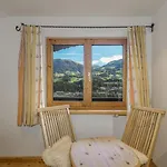Moralee Mit Whirlpool In By One Chalet *