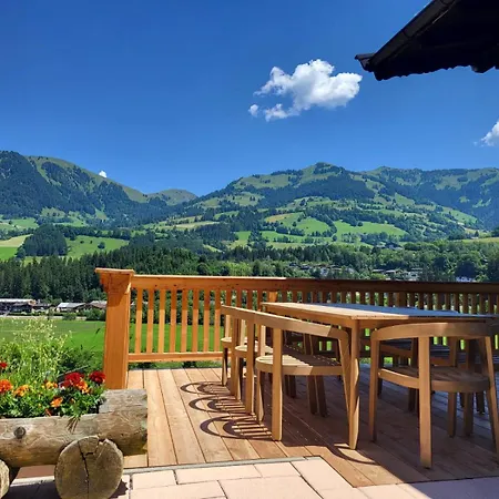 Moralee Mit Whirlpool In By One Kitzbuhel