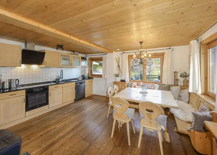 Moralee Kitzbuehel, Whirlpool & Alpenblick Шале Кіцбюель