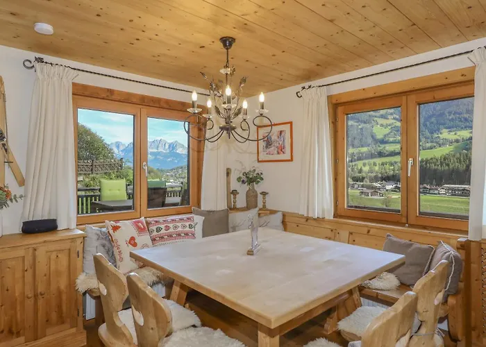 Moralee Kitzbuehel, Whirlpool & Alpenblick Шале Кіцбюель